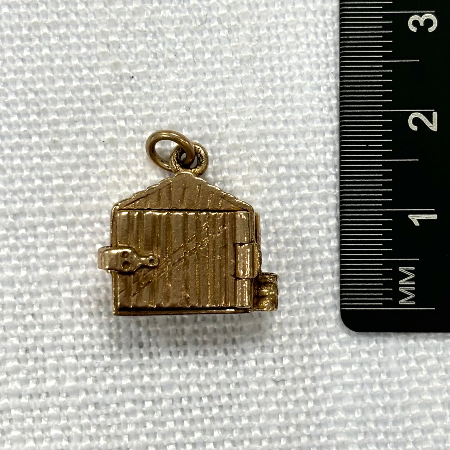Working Barn Reveal Detailed Family Gold Charm