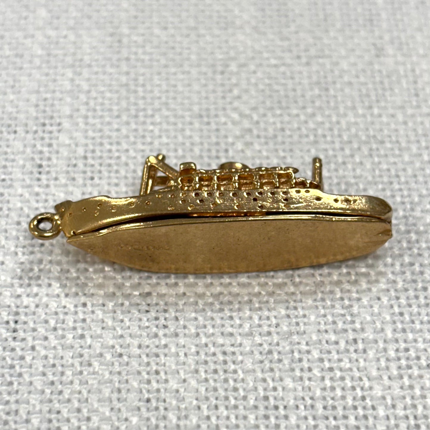 Cruise Liner Articulated Gold Charm