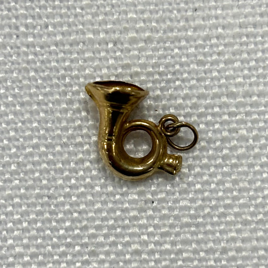 Circular Trumpet Gold Charm