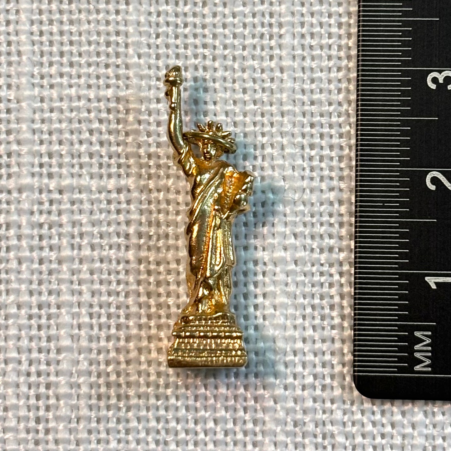 Statue of Liberty Gold Charm Pendant