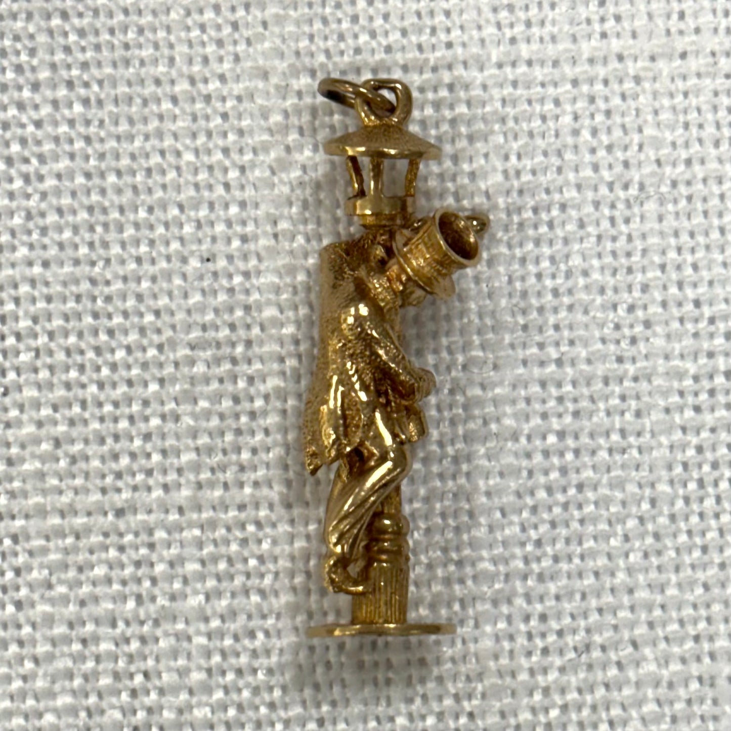 Drunk Man on Lamppost Gold Charm