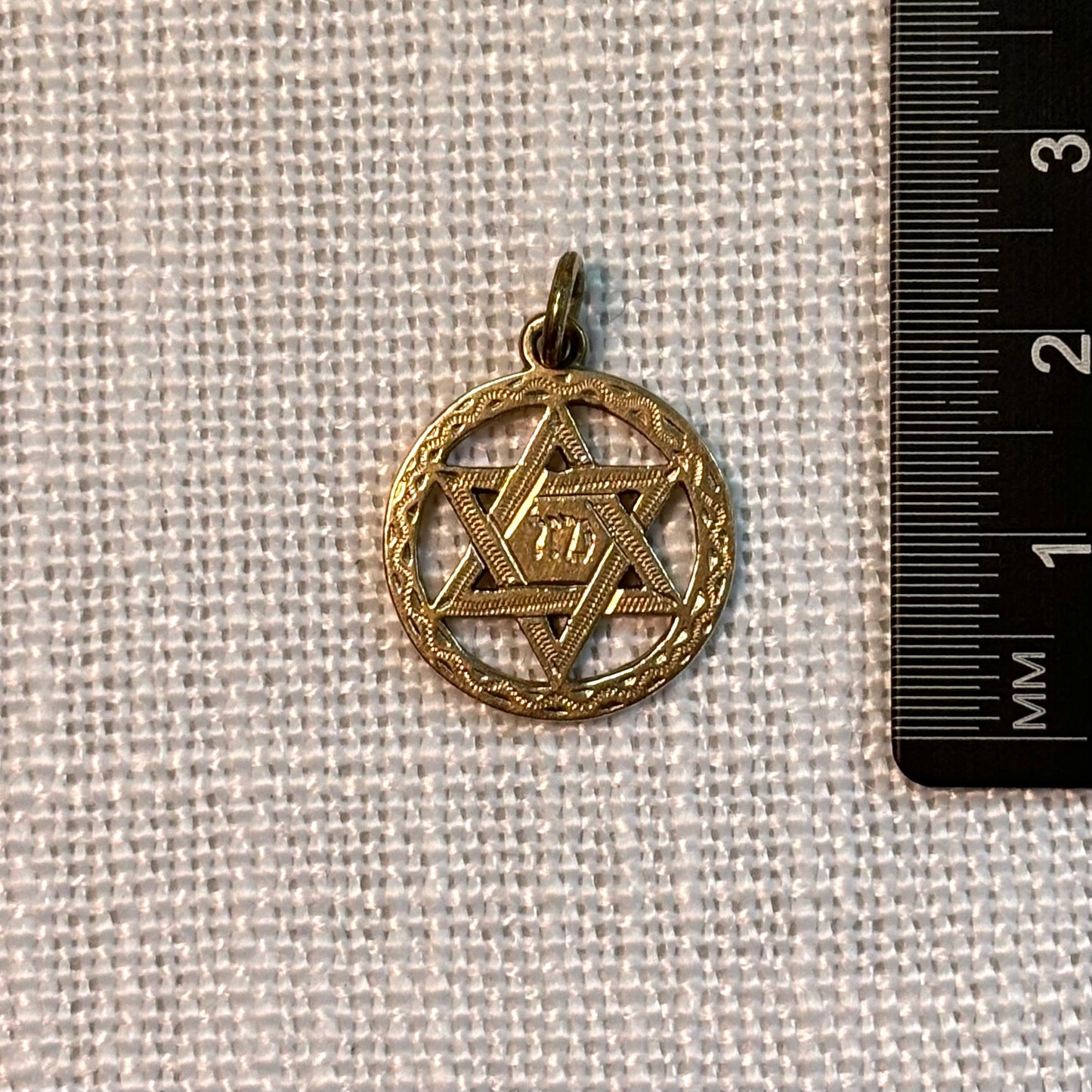 Small Jewish Star of David Pendant (solid centre)