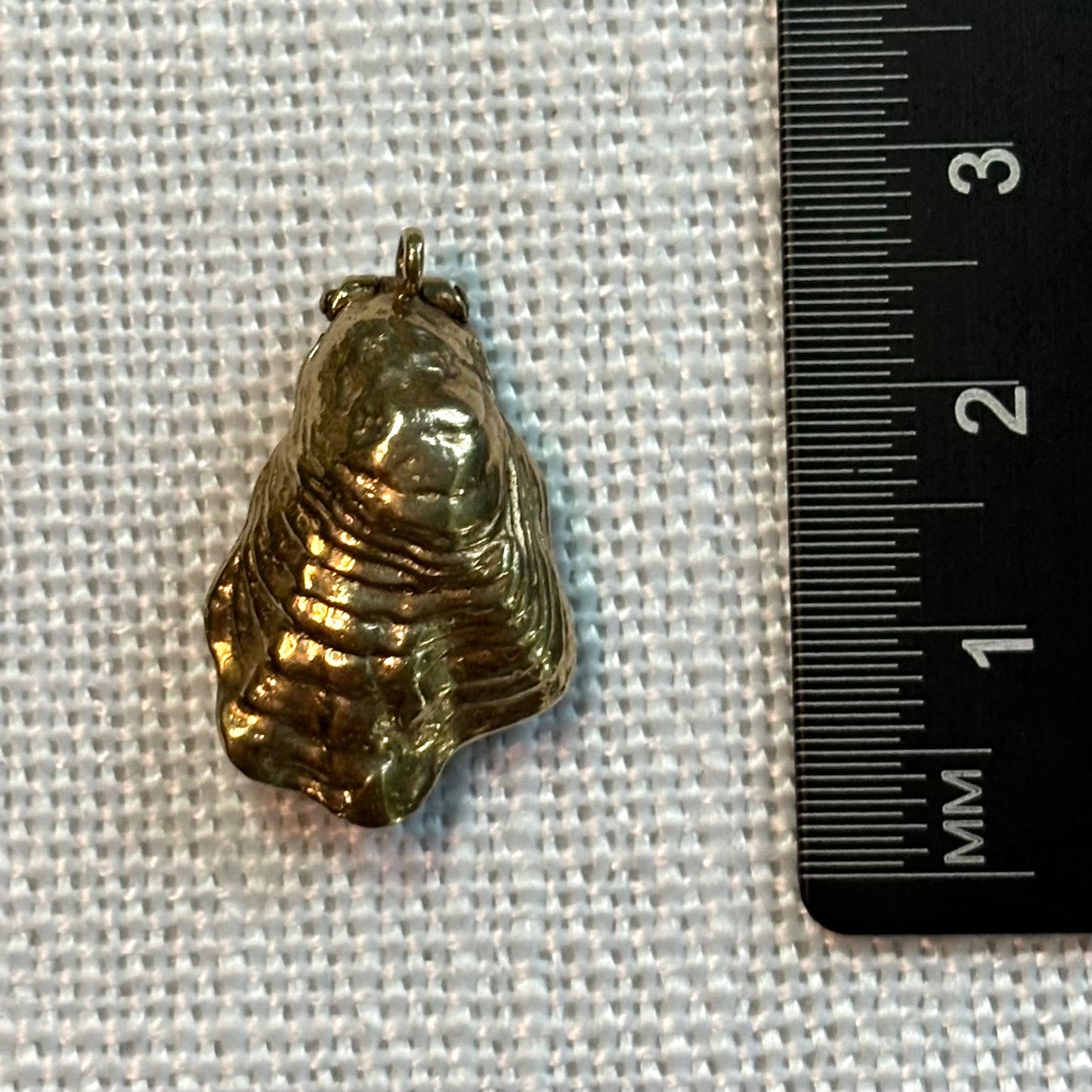 Clam with Pearl Inside Gold Charm