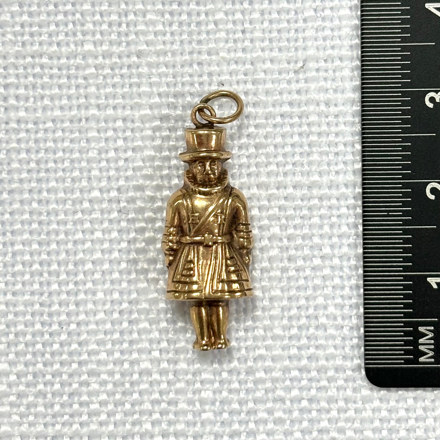 Beefeater Gold Pendant Charm