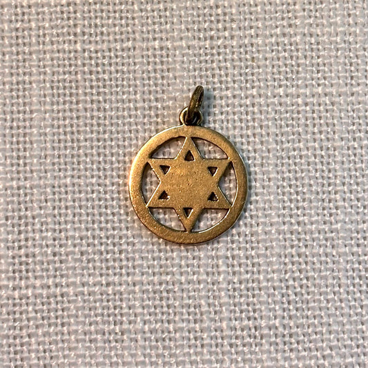 Small Jewish Star of David Pendant (solid centre)