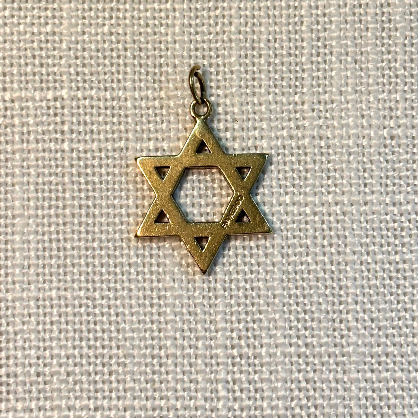 Medium Jewish Star of David Gold Pendant (bevelled)