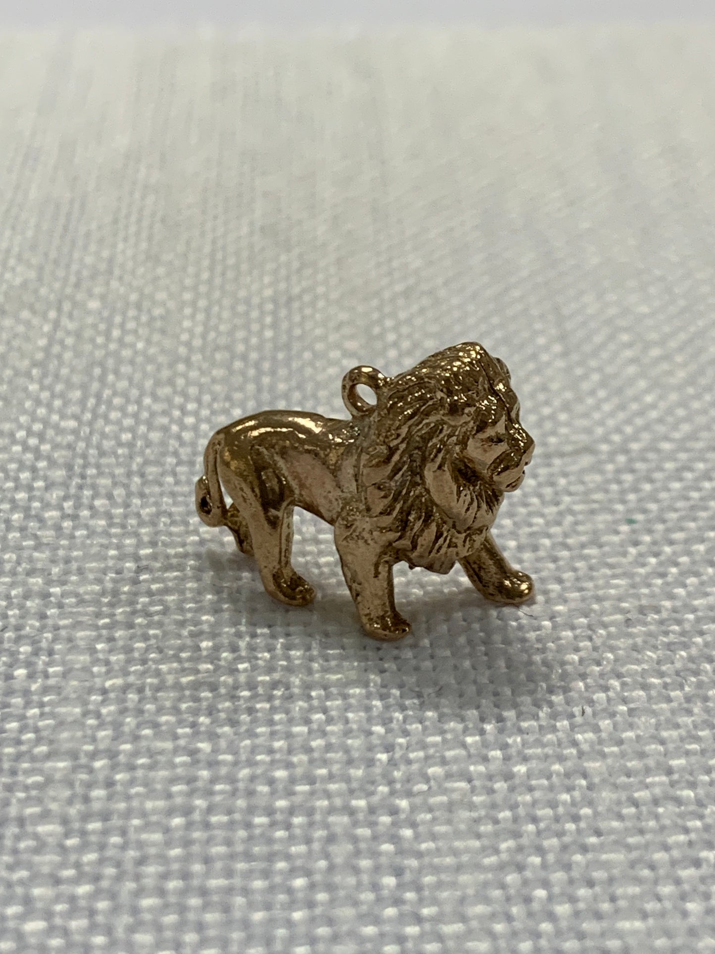 Lion solid gold charm pendant