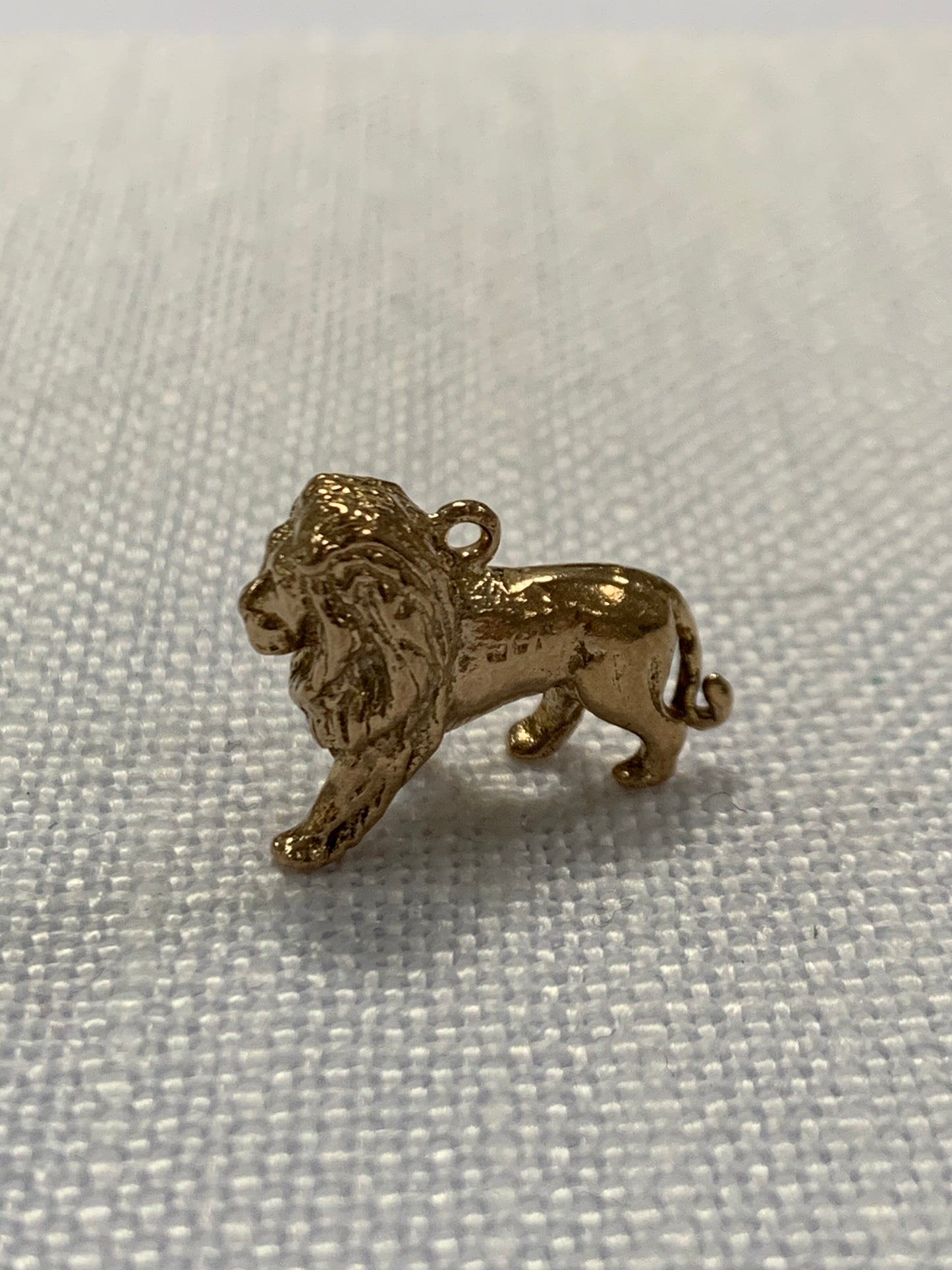 Lion solid gold charm pendant
