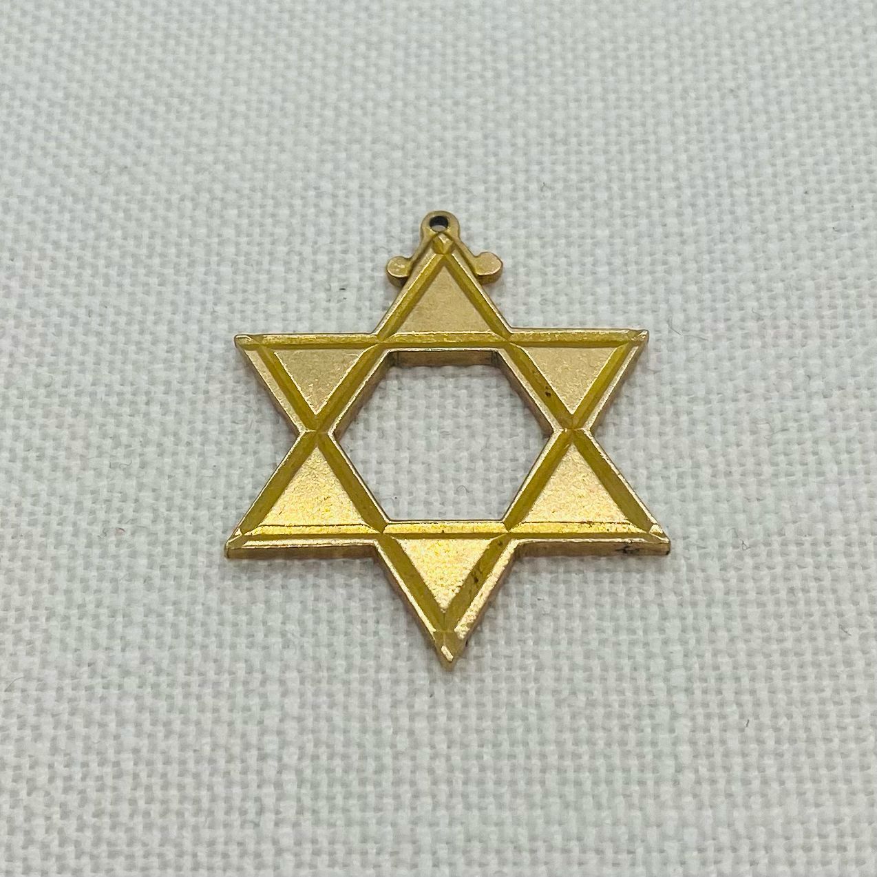 Star of David Gold Pendant Filled