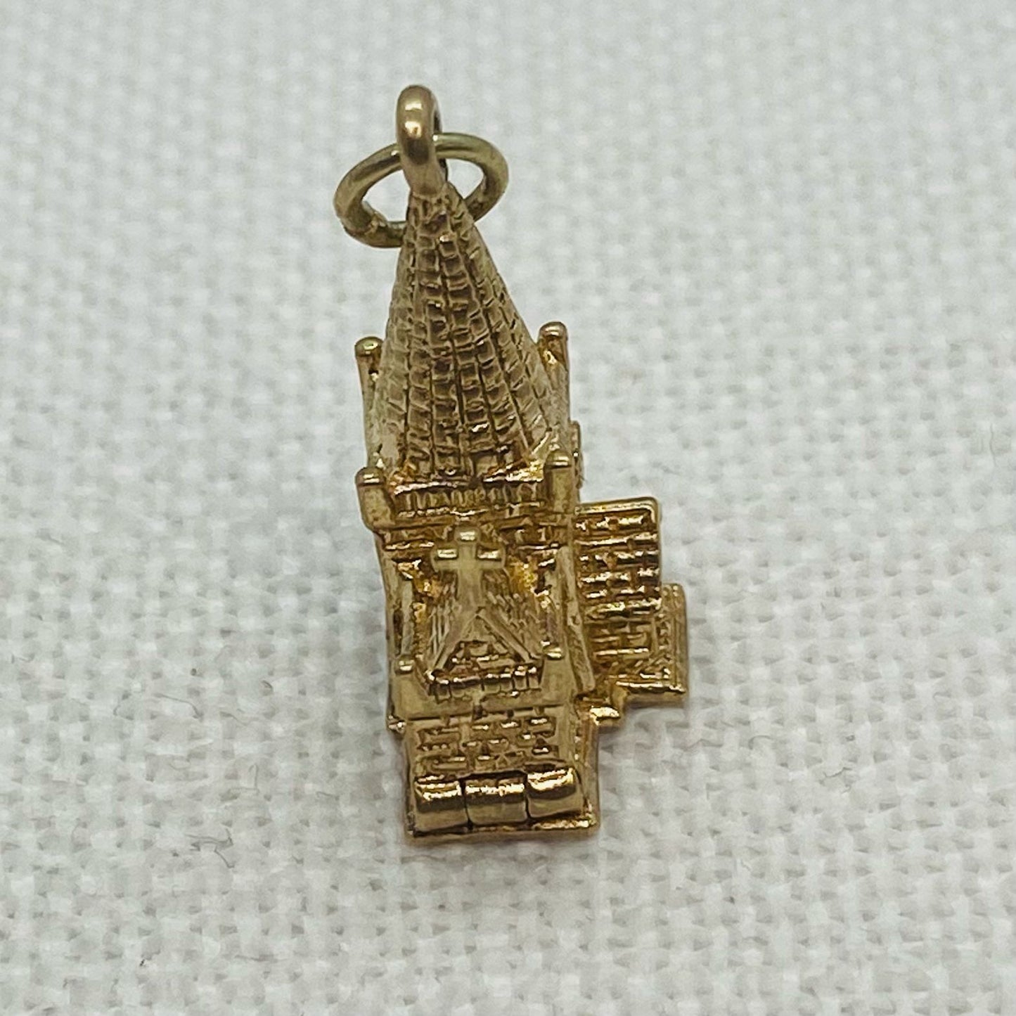 Cathedral Wedding Complete with Bride and Groom Articulated Vintage Charm Pendant