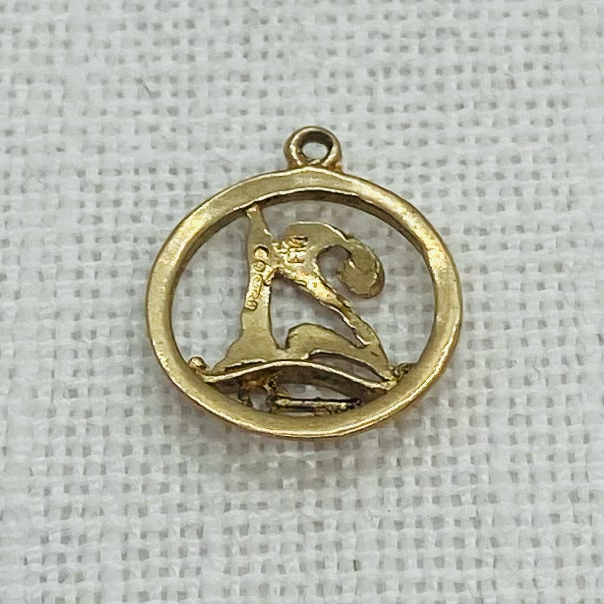 Happy Birthday 21 Gold Circular Charm Pendant