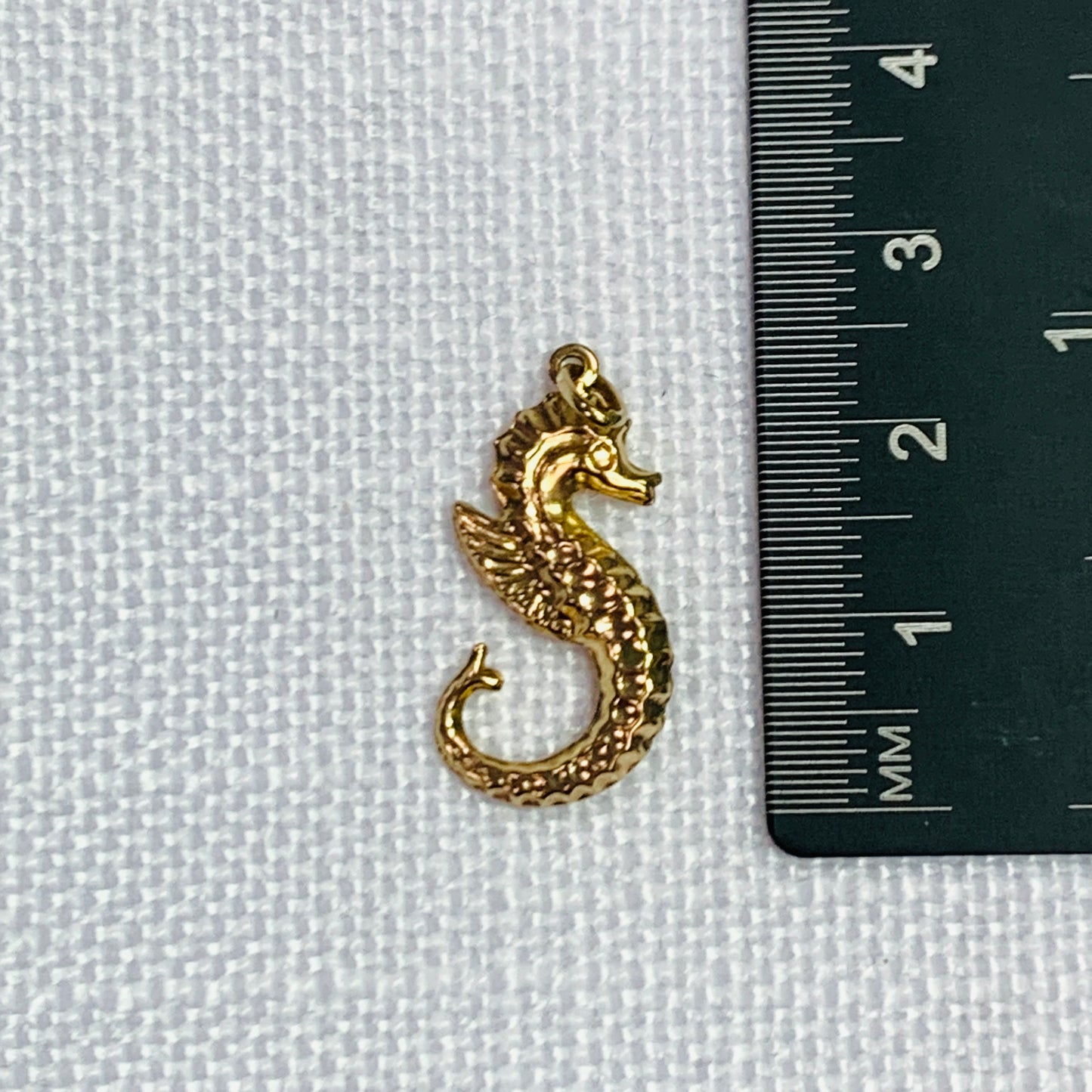 Seahorse Gold Charm Pendant