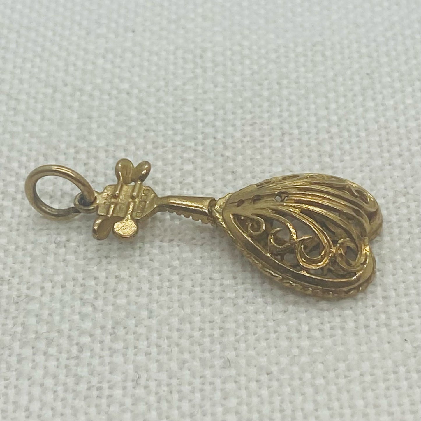 South American Style Gold Banjo or Guitar Vintage Gold Charm