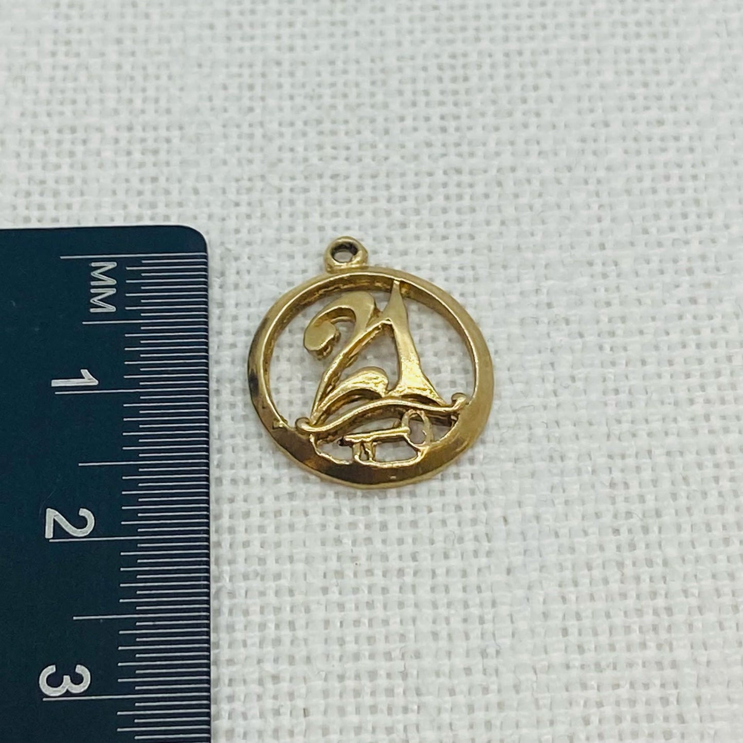 Happy Birthday 21 Gold Circular Charm Pendant