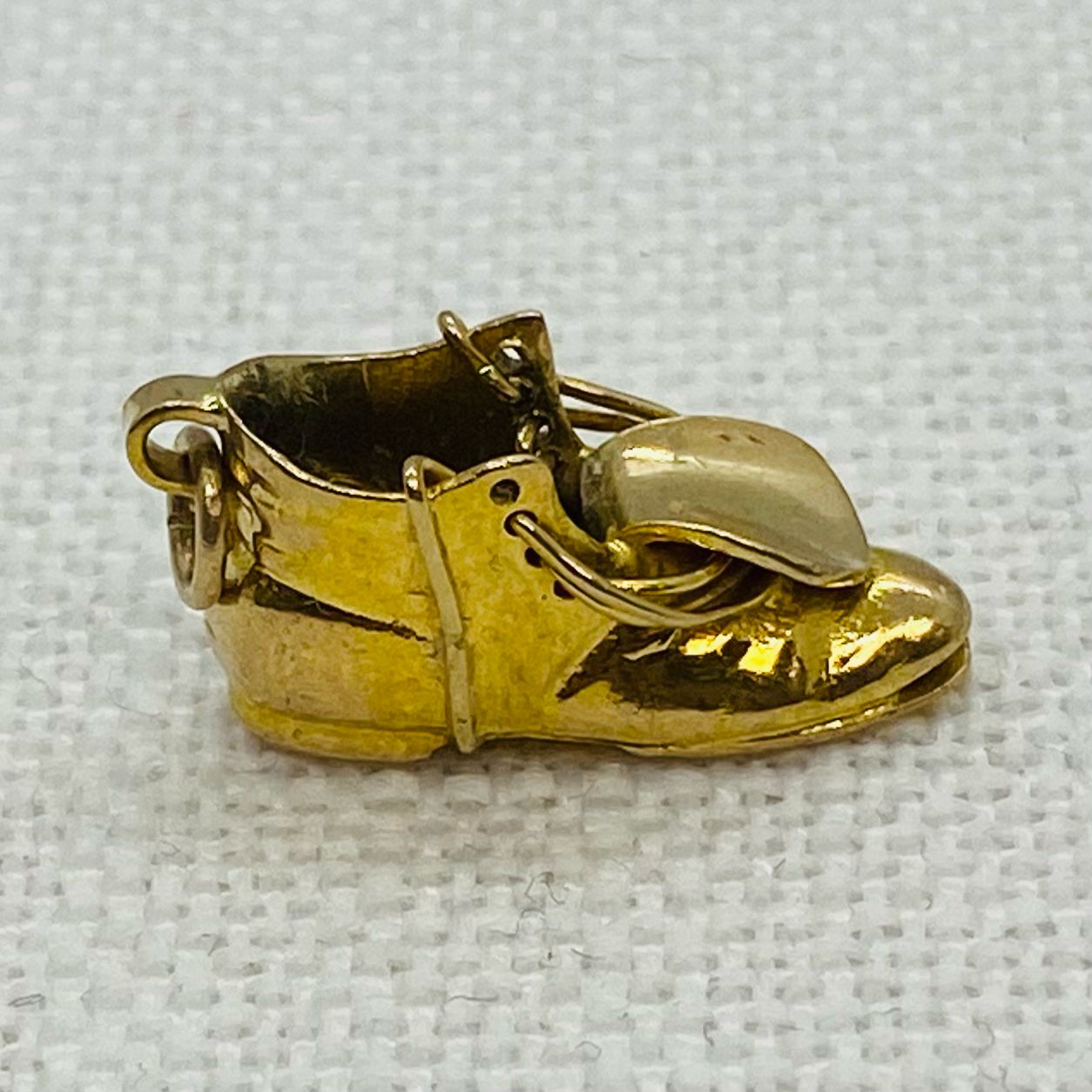 Old Boot Open Vintage Gold Charm Pendant