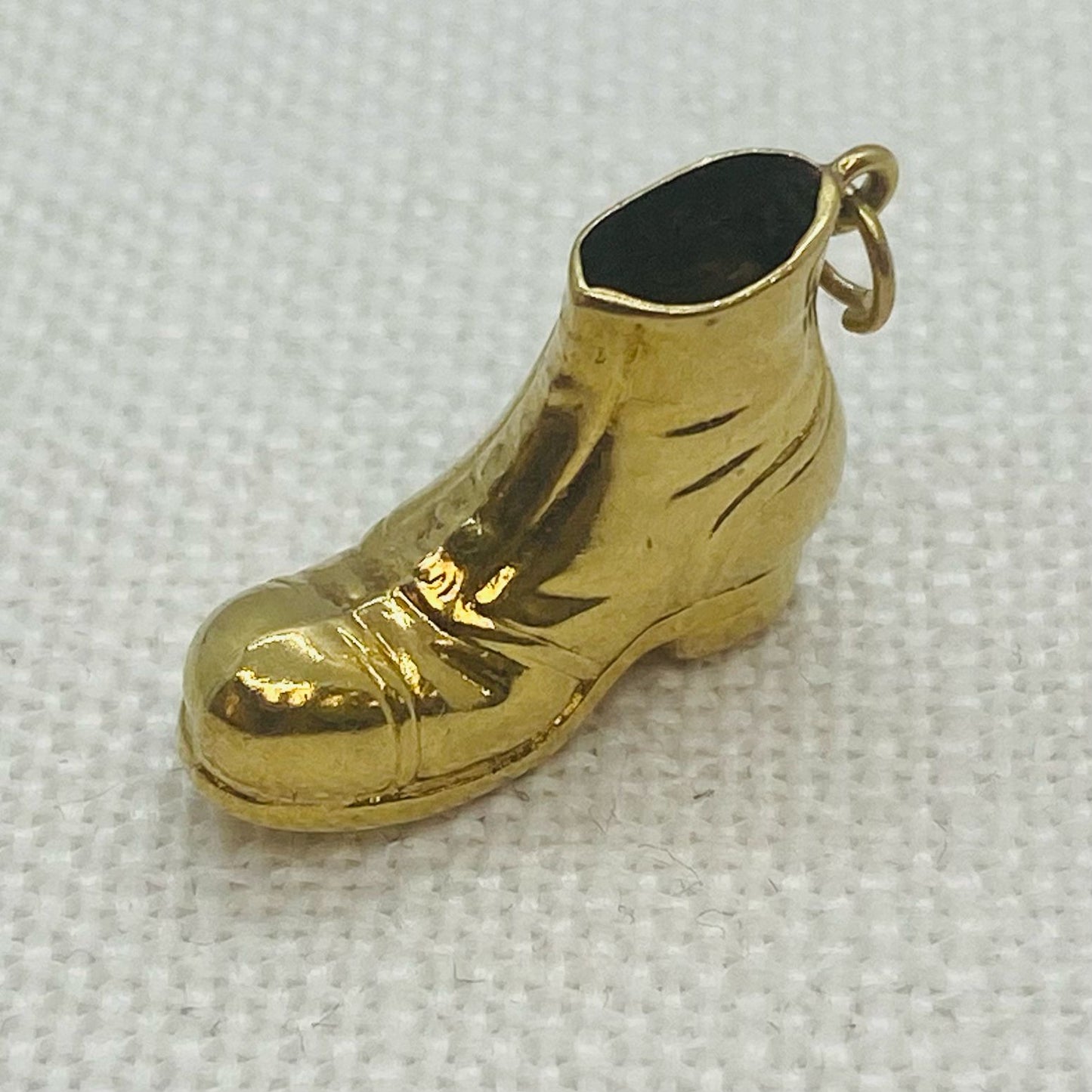 Old Boot Heeled Vintage Gold Charm Pendant