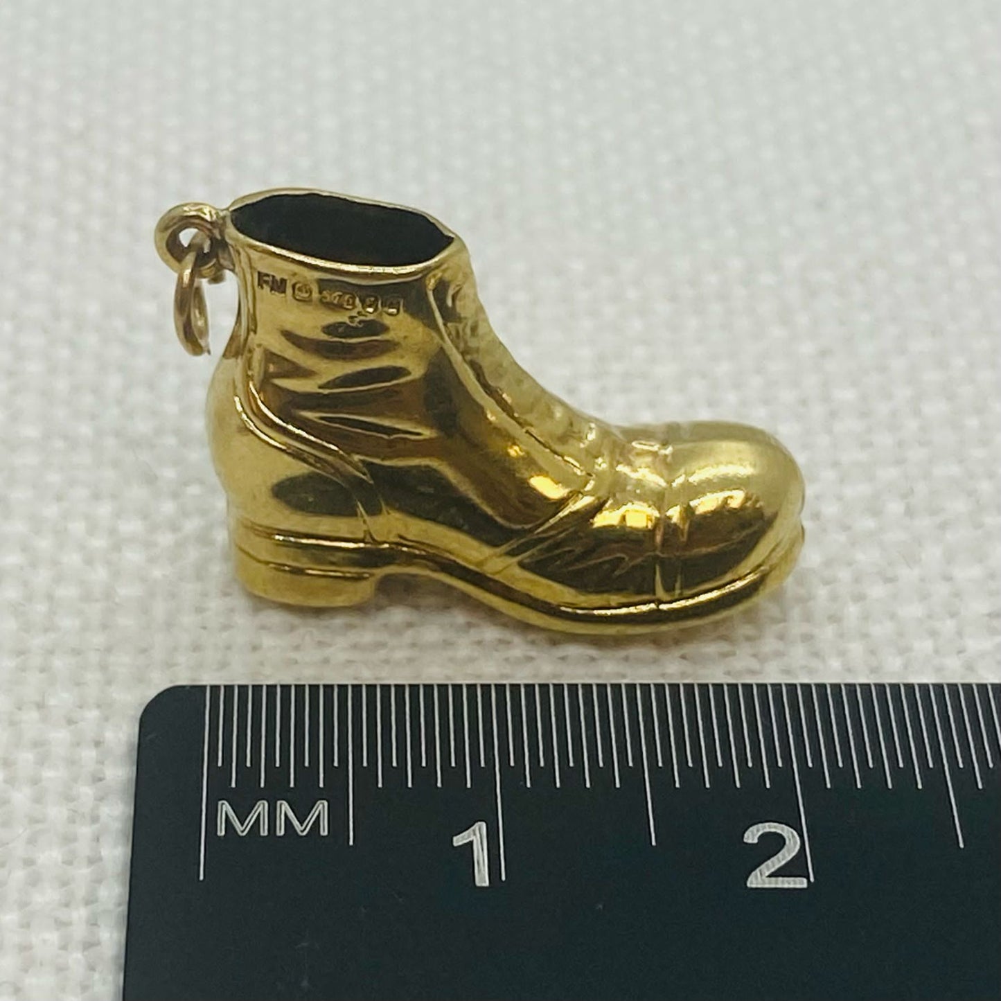 Old Boot Heeled Vintage Gold Charm Pendant