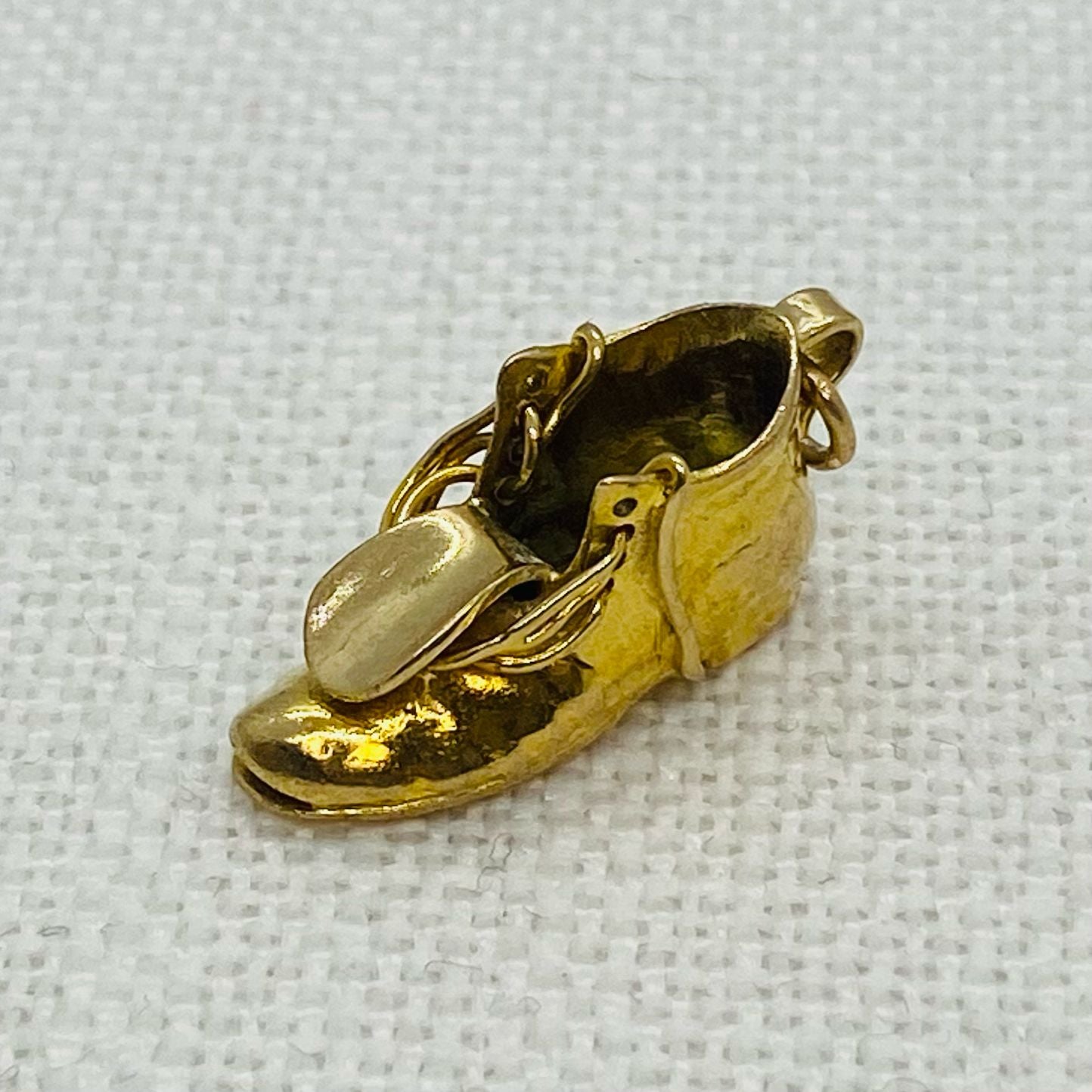 Old Boot Open Vintage Gold Charm Pendant