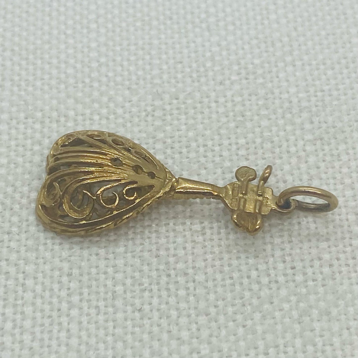 South American Style Gold Banjo or Guitar Vintage Gold Charm